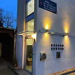 Vendégház Doppelzimmer-bad-kuehlschrank Tv-18 Meine
