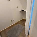 Doppelzimmer-bad-kuehlschrank Tv-18 Vendégház 3*