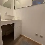Doppelzimmer-bad-kuehlschrank Tv-18 Vendégház Meine