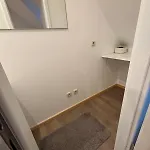 Doppelzimmer-bad-kuehlschrank Tv-18 Vendégház Meine