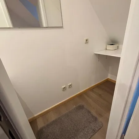 Doppelzimmer-bad-kuehlschrank Tv-18 Penzion Meine