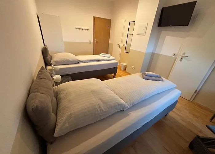 Pensjonat Doppelzimmer-bad-kuehlschrank Tv-18 Meine
